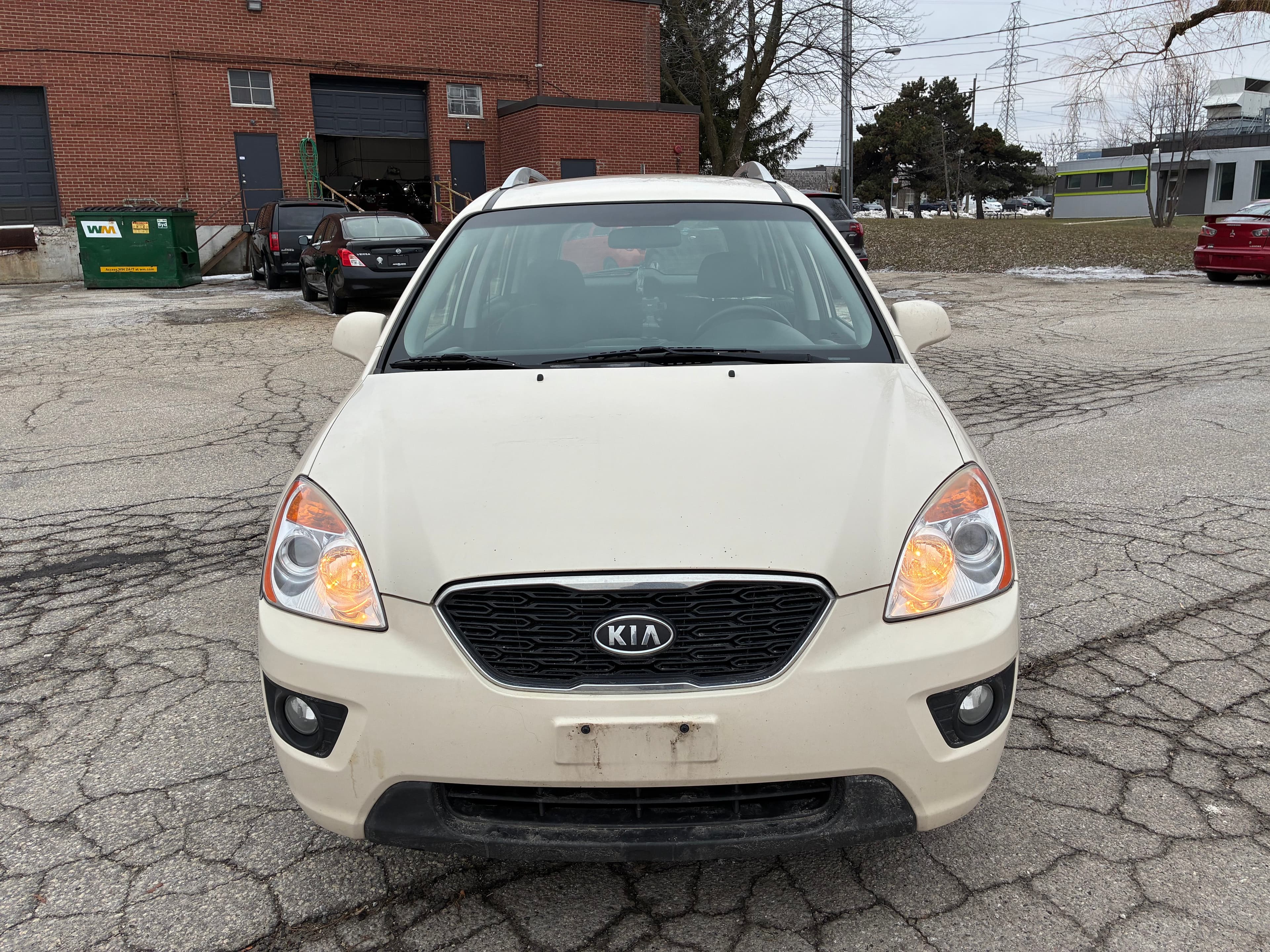 2011 Kia Rondo