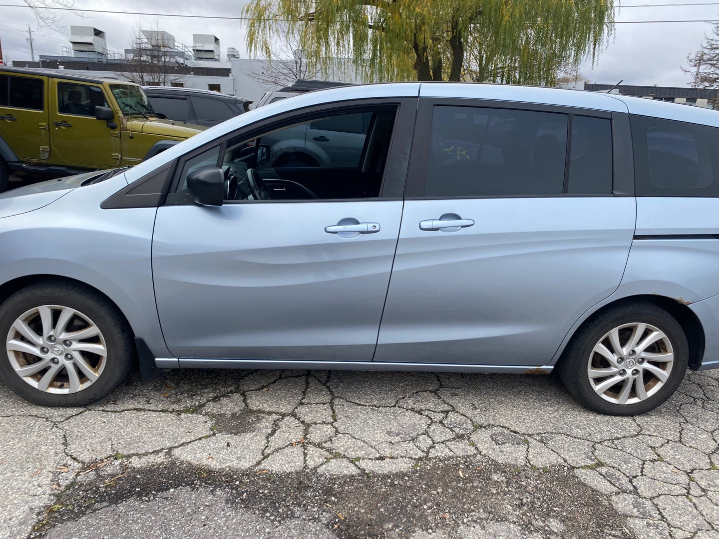 MAZDA5 2012