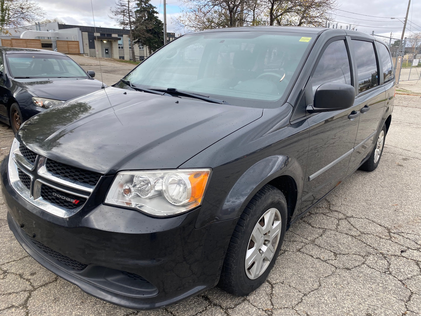 DODGE CARAVAN 2012